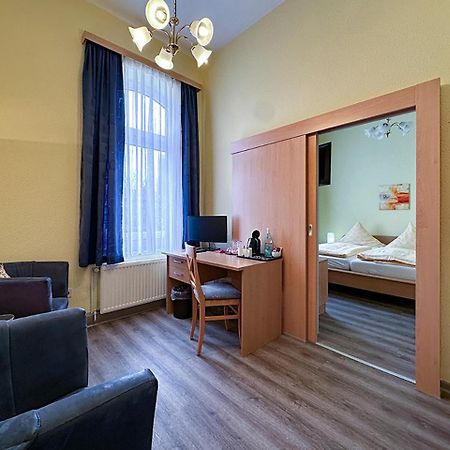 Hotel Graf Waldersee Borkum Extérieur photo