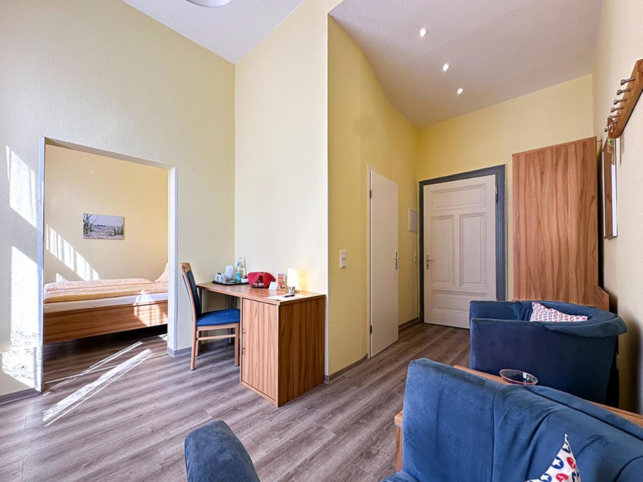 Hotel Graf Waldersee Borkum Extérieur photo