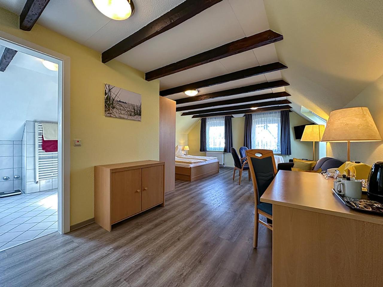 Hotel Graf Waldersee Borkum Extérieur photo