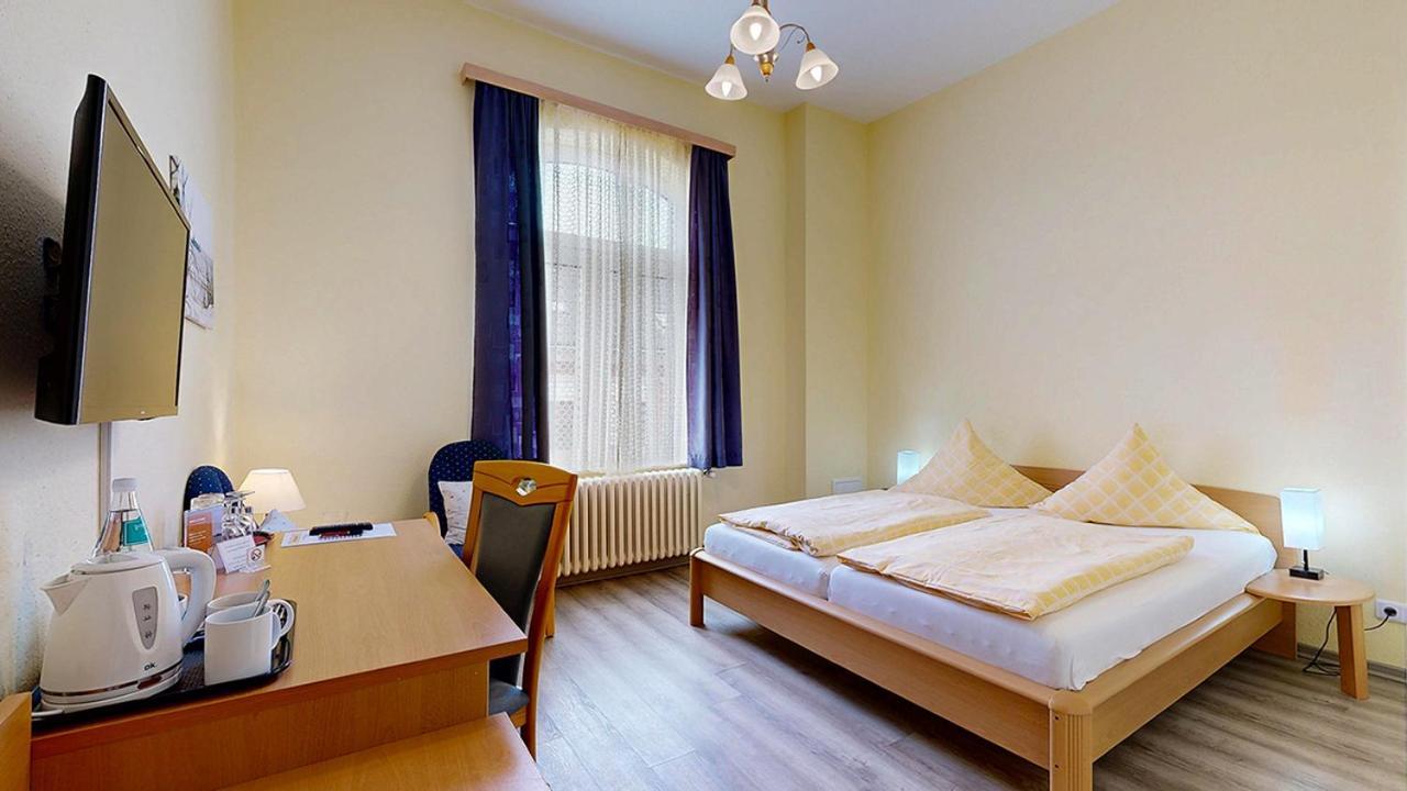 Hotel Graf Waldersee Borkum Extérieur photo